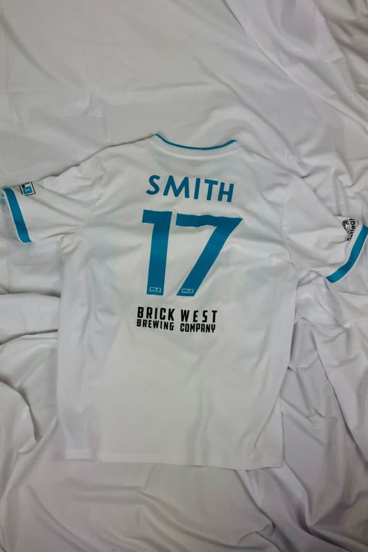 Player Worn Jersey- #17 Kimarni Smith