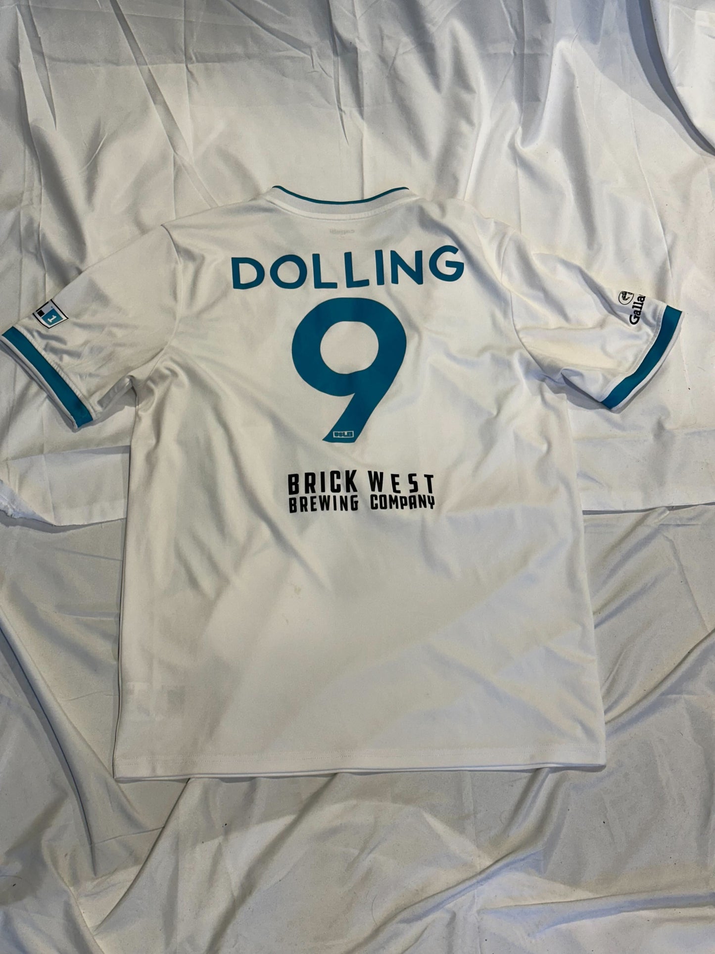 Player Worn Jersey- #9 Josh Dolling